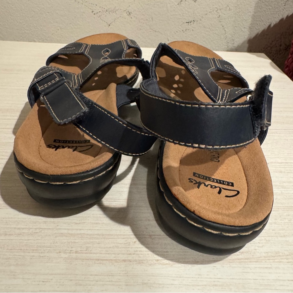 Clark’s collections sling back size 8.5 - Picture 2 of 6